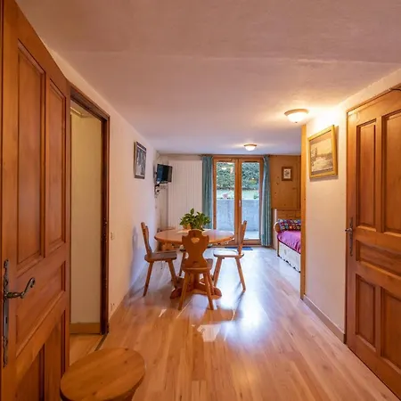 Chalet Pyrene Vue Montagne Rdj Apartament Chamonix
